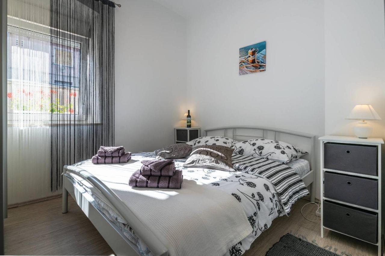 Apartment Petra Пула Экстерьер фото