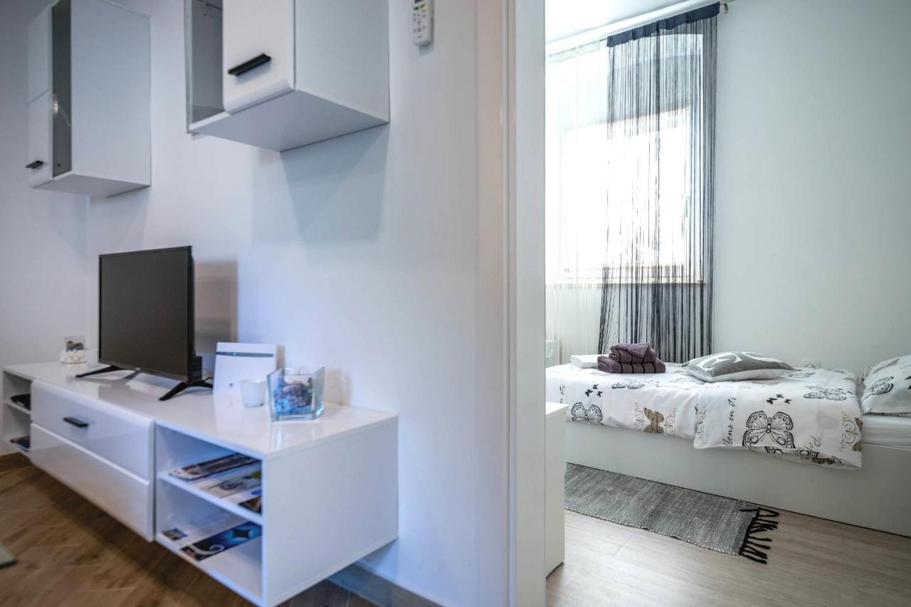 Apartment Petra Пула Экстерьер фото